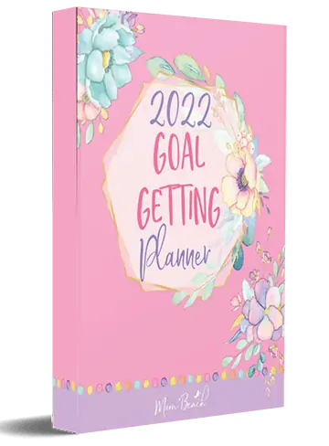 This is a mock up image of the Goal Planner that you get if you sign up for the Mom Beach newsletter.