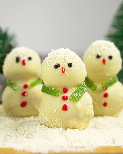 finished snowman treats