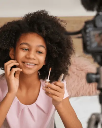 11-Year-Old teen blogger