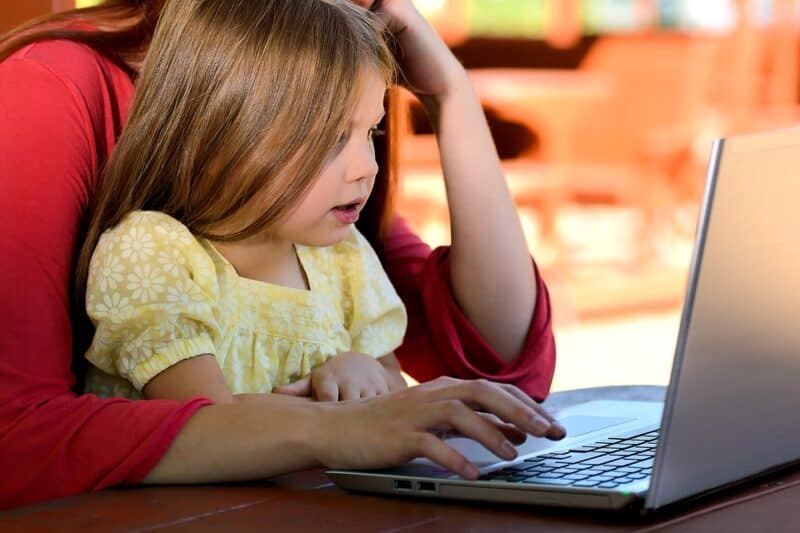 parenting in the digital age of technology