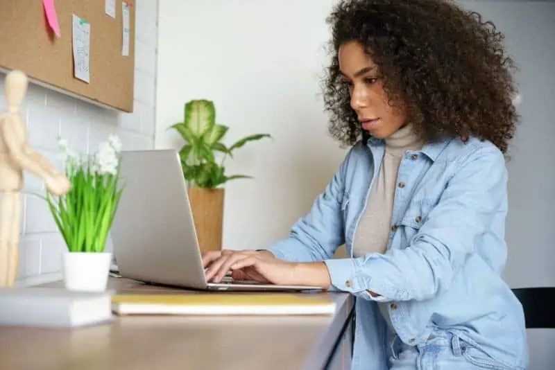 Woman creating an online course.